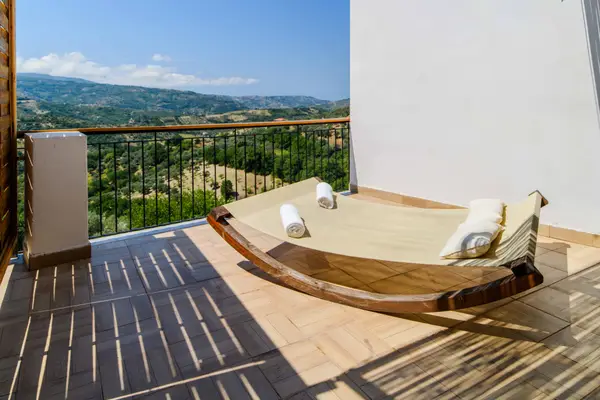 Camera matrimoniale King panoramica con terrazza – foto 5